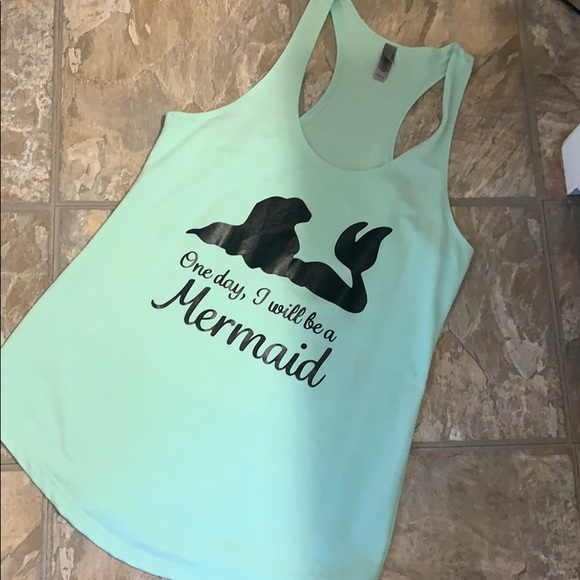 Tank top bundle - Picture 2 of 3